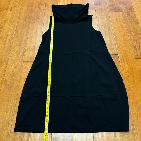 Chalet et ceci Dress Black Midi L Cowl Neck Sleeveless Pockets Lagom Minimalist - Picture 6 of 8